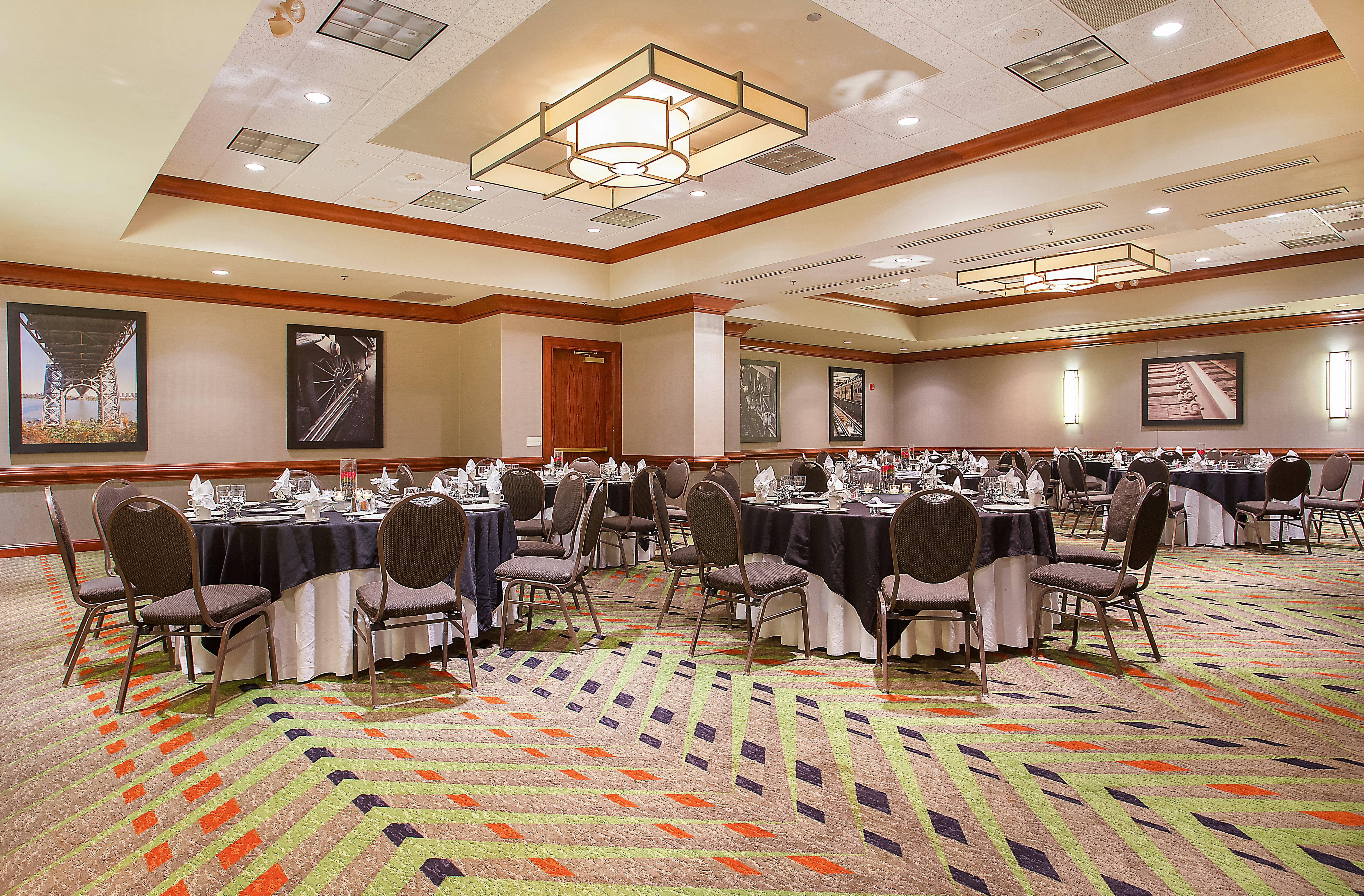 Holiday Inn University Plaza-Bowling Green By Ihg Extérieur photo